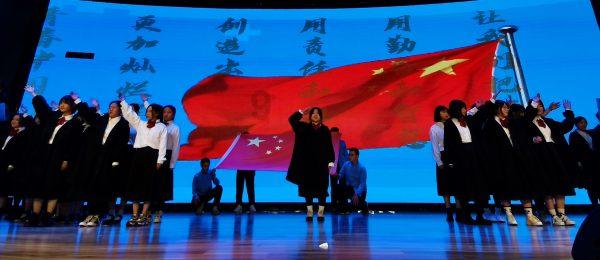 乐儿打彩蛋